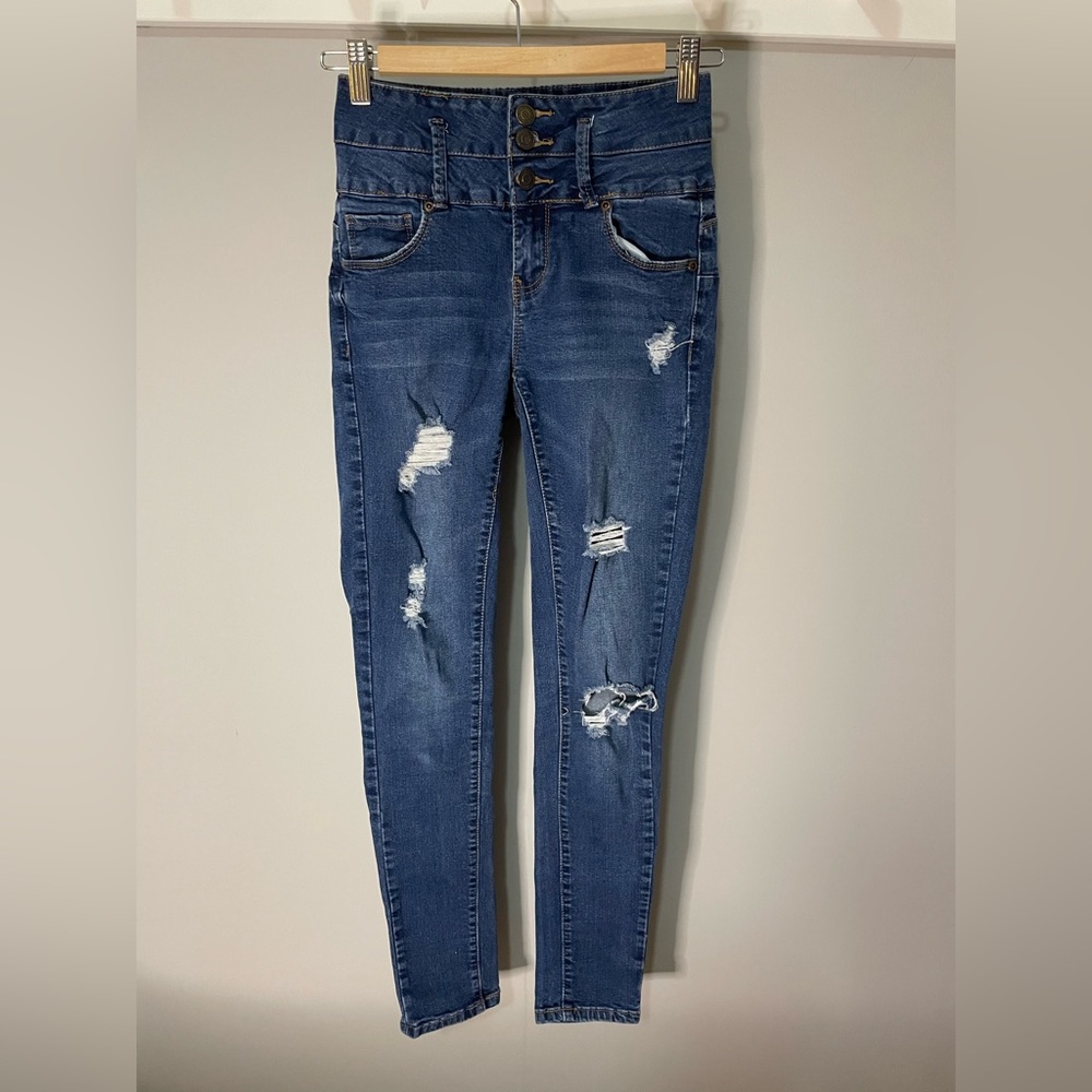 Women’s Super High-Waisted Ripped Skinny Jeans